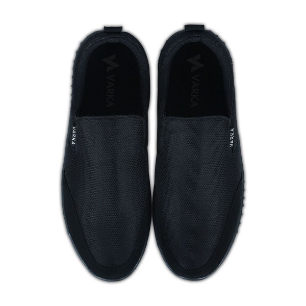 Sepatu Kasual Pria Terbaru V 585 Brand Varka Sepatu Slip On Pria Warna Hitam.