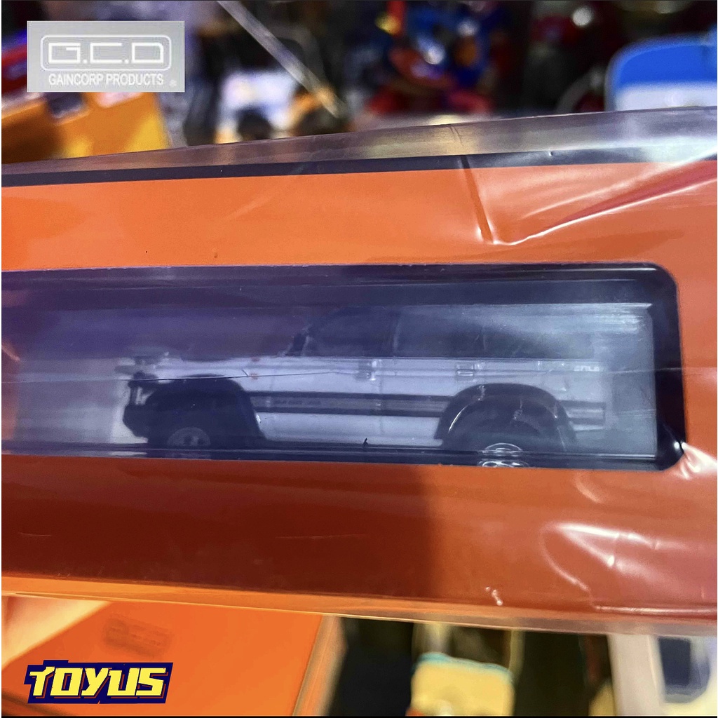 GCD - TOYOTA LAND CRUISER LC80 WITH ROOFRACK WHITE