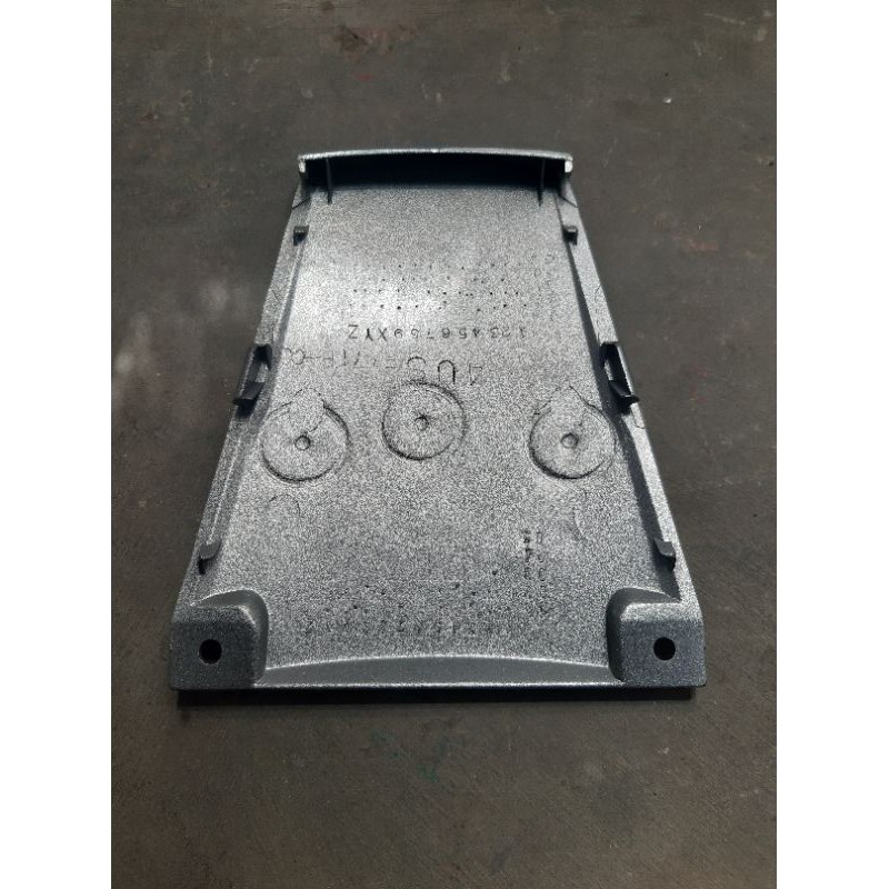 COVER BODY BELAKANG 4US F1Z F1ZR VEGA