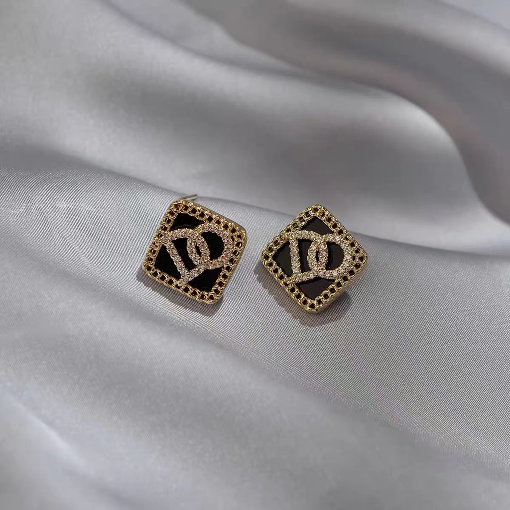 Anting Tusuk Bahan S925 Silver Untuk Wanita