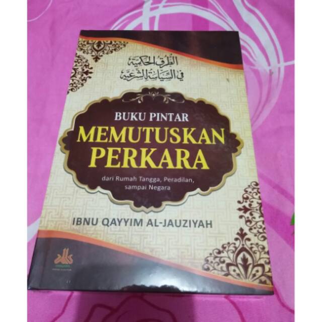 Buku pintar memutuskan perkara