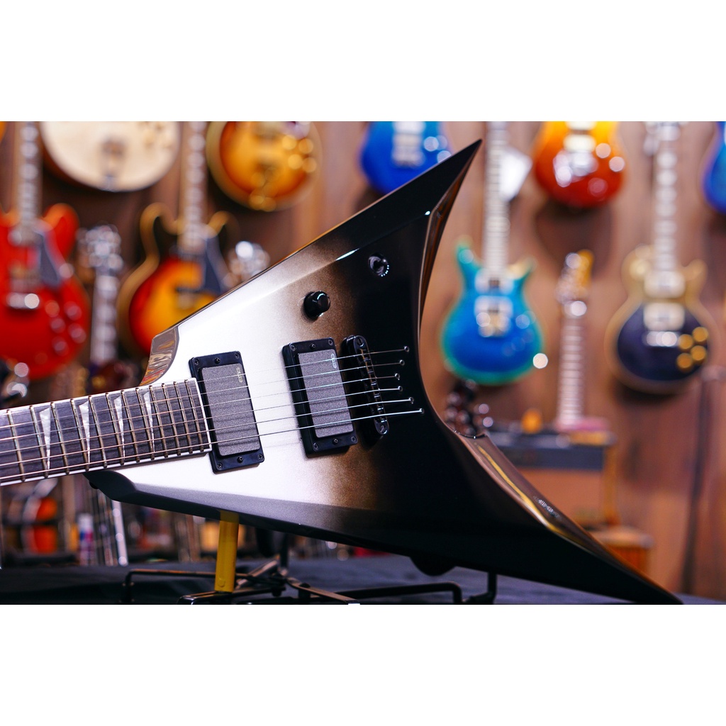 ESP E-II ARROW/NT/BLK SILVER FADE ES6863193