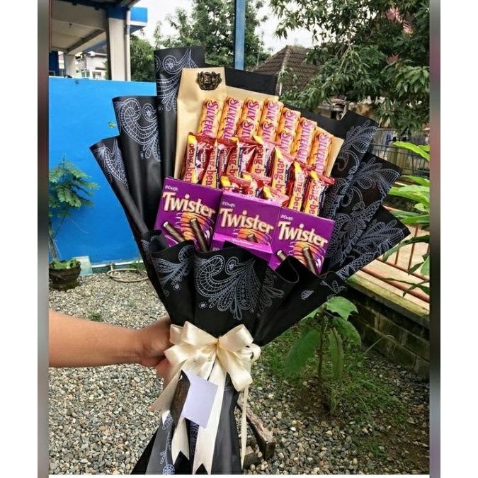 

buquet Snack/buket Snack ultah/buket Snack wisuda/buket Snack murah/buket Snack pernikahan
