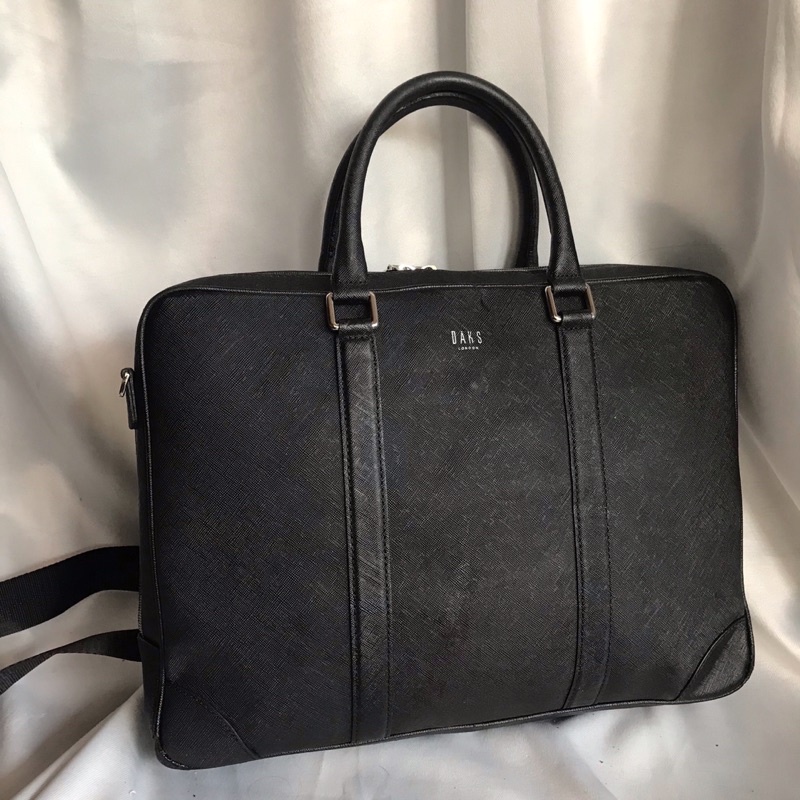 DAKS briefcase                                                                                 - preloved prelove pl tas laptop tas kerja tas kantor hitam daks lengkap noser nomor seri 15” 15 inches inch inci