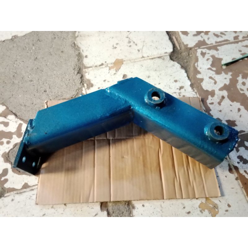 HITCH TRAKTOR G1000 DAN G3000/BOXER BENGKOK TEBAL 8MM