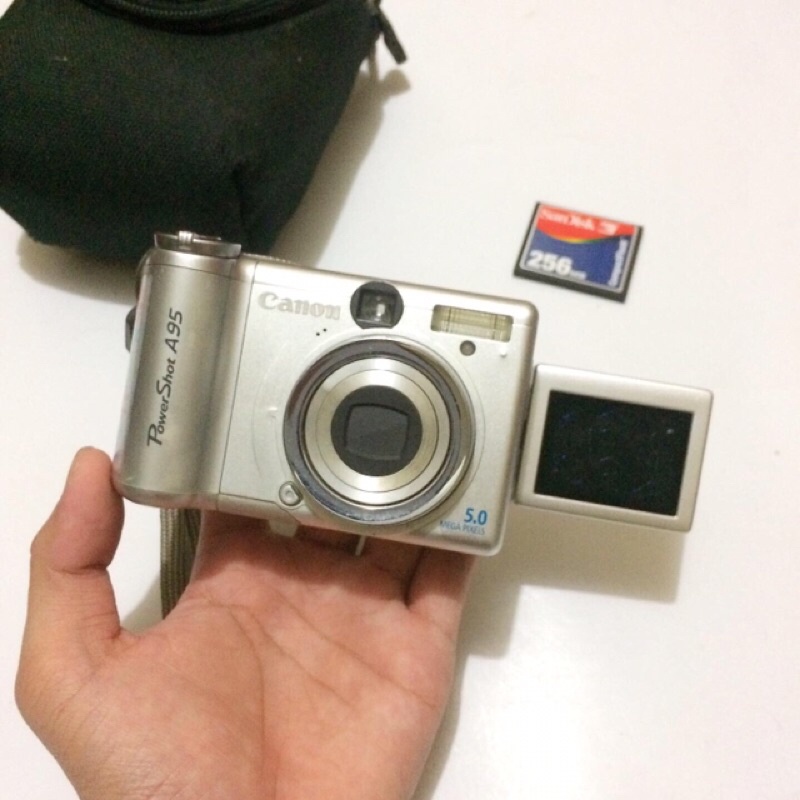 Kamera Digital Canon Powershot A95