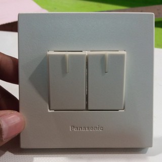 Panasonisc  Style E Putih Saklar Seri (WESJ 78029W + 2x WESJ 5931W)