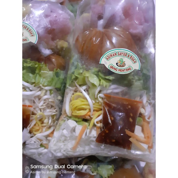 

asinan sayur,asinan betawi,asinan betawi hj peni