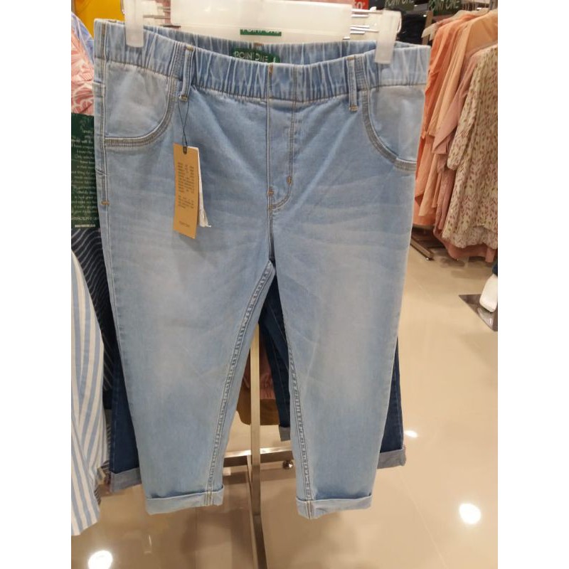 CELANA JEANS POINT ONE
