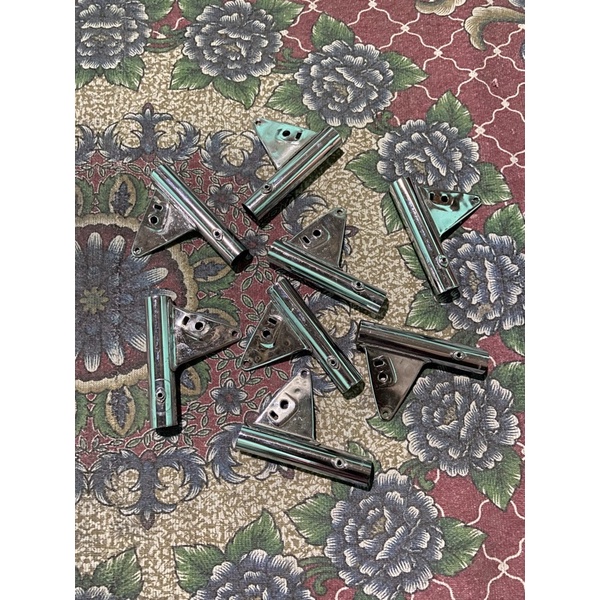 pangkon lampu gl100 gl125 breket lampu depan gl100 original