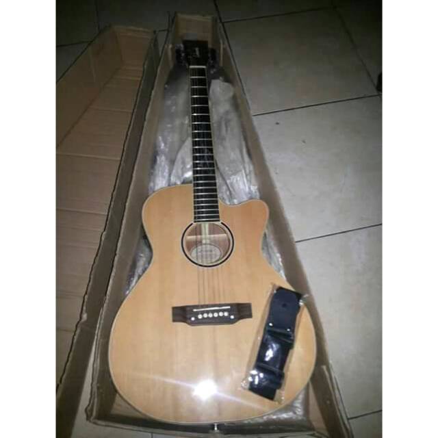 Lakewood sung hajung custom akustik elektrik fishman