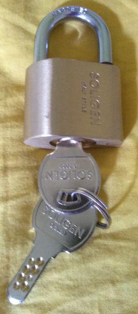 Gembok Soligen Per 40 Mm Pendek Kuningan Computer Key