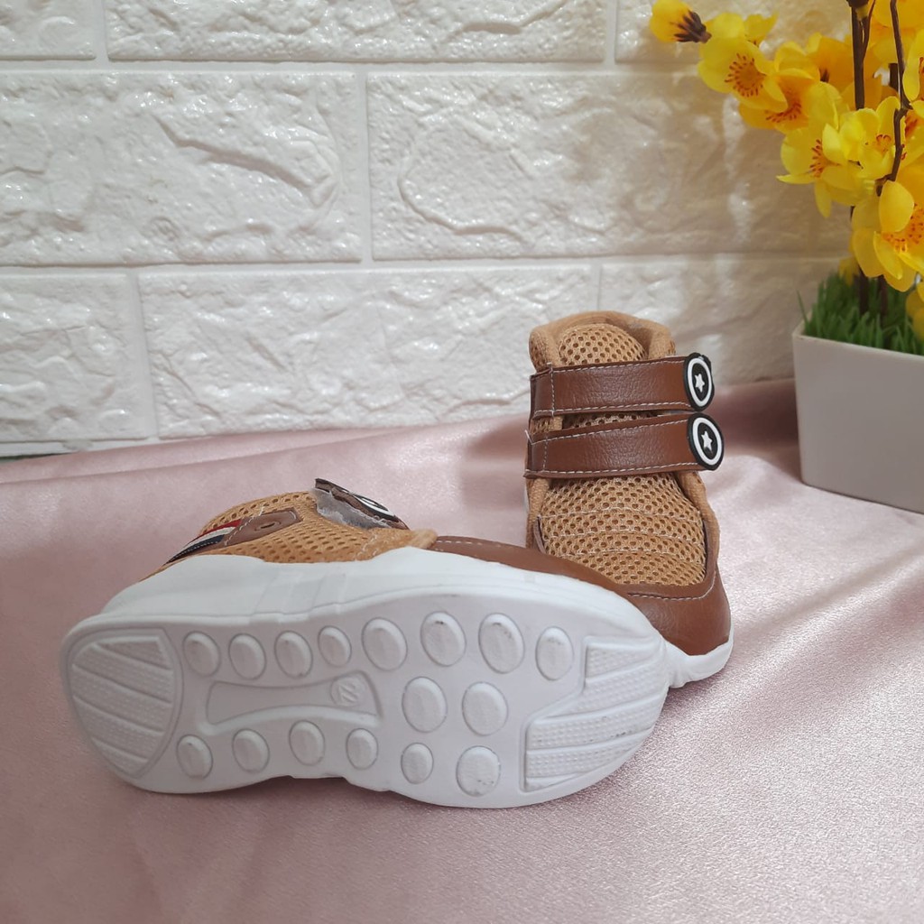 [TAMAN SEPATUKU] SEPATU TRENDY MURAH BOOT TAN ANAK USIA 1 2 3 TAHUN BAX02