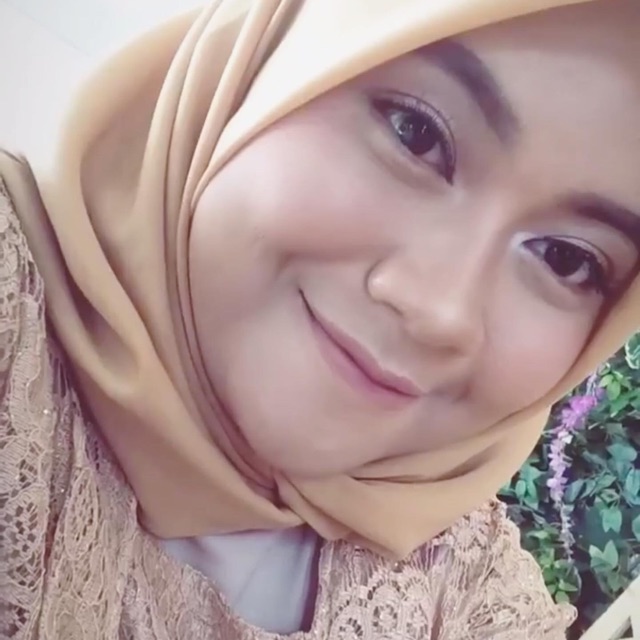 rineziaputrilelapary