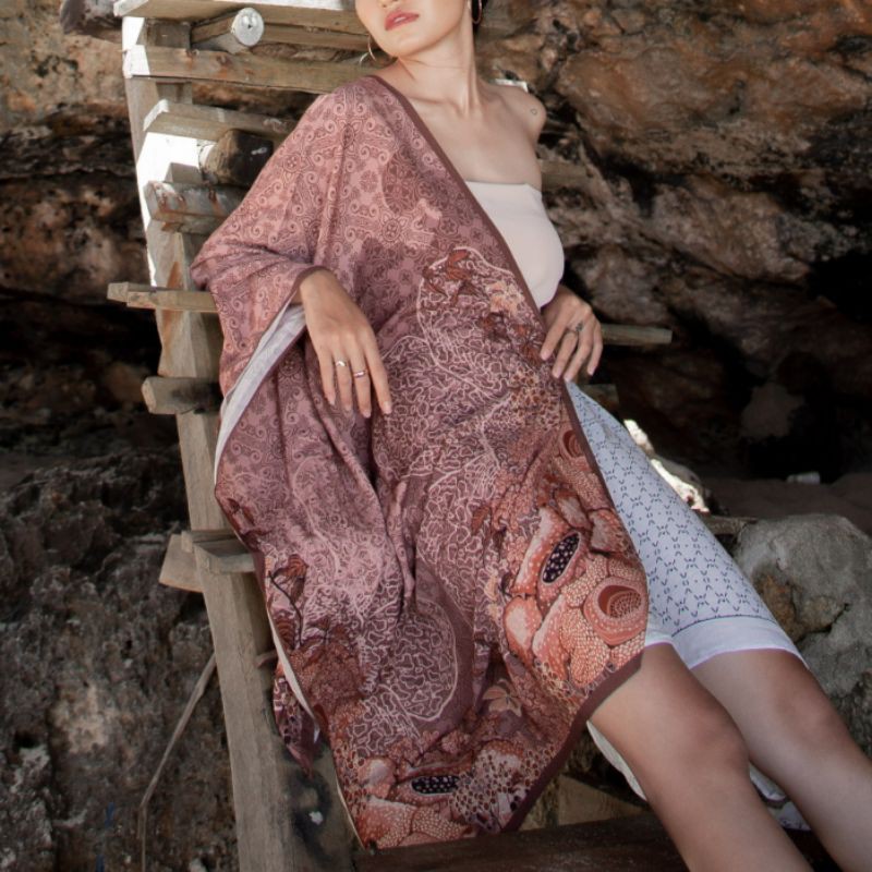 Rafflesia Arnoldi Series in Terracota Shawl - BY ULUR shawl/syal/selendang/scarf - Kain Organik
