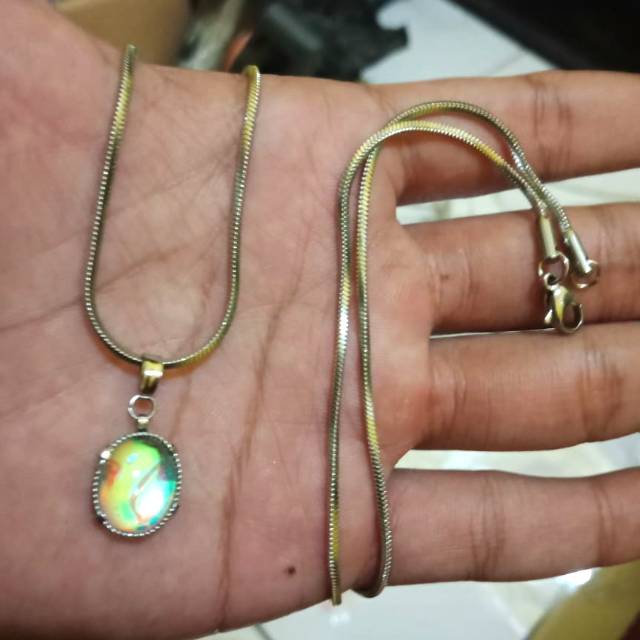 Kalung Liontin Titanium Liontin Batu Kalimaya