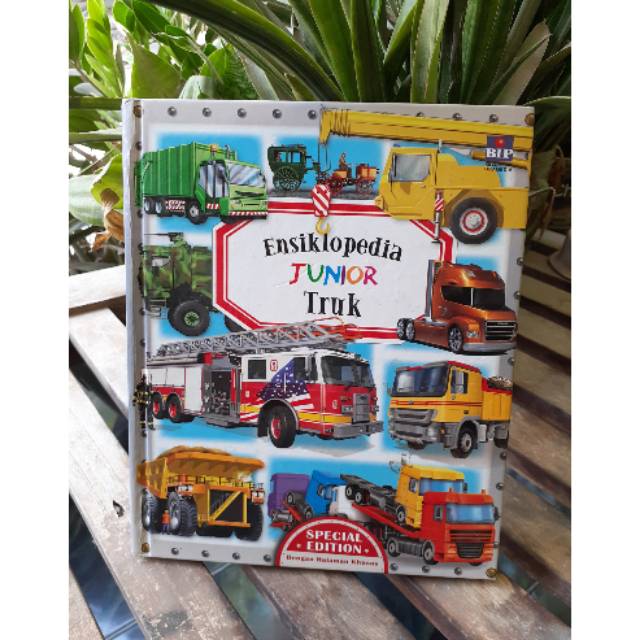 Ensiklopedia junior truk