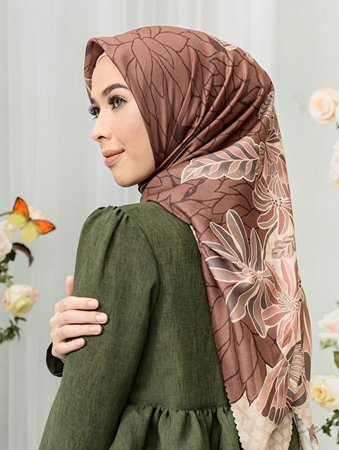 Papillon Scarf in Monarch