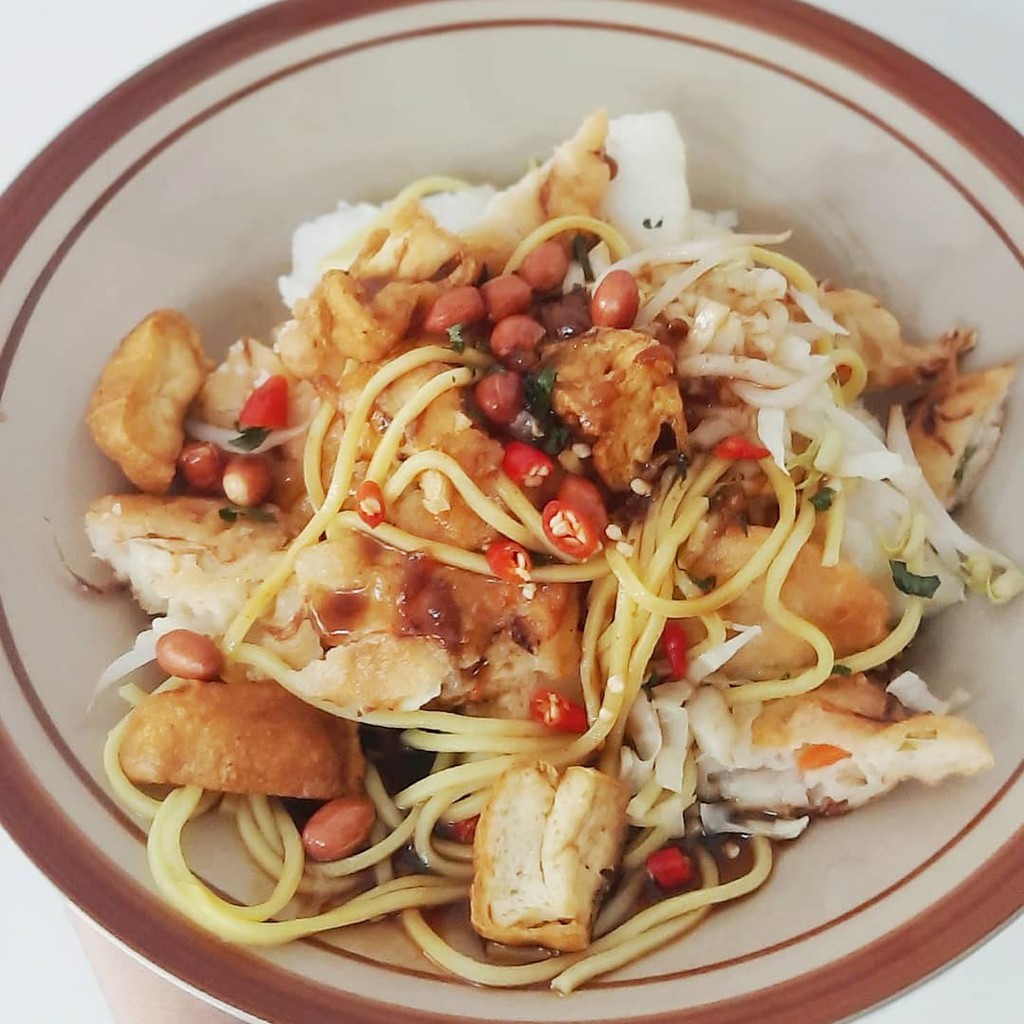 Tahu Kupat Solo  - Pawone Kinanthi