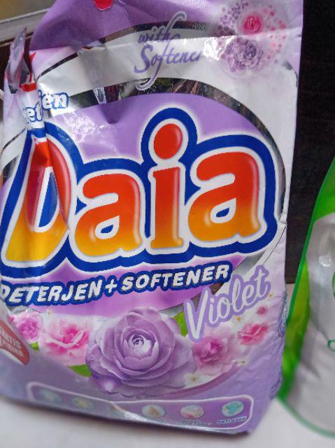 Daia Detergent Bubuk 900gr