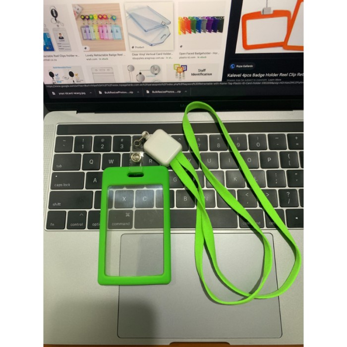 

Bergaransi Name Tag Id Card Holder Tali Yoyo Lanyard Tarik 2 Sisi Bergaransi