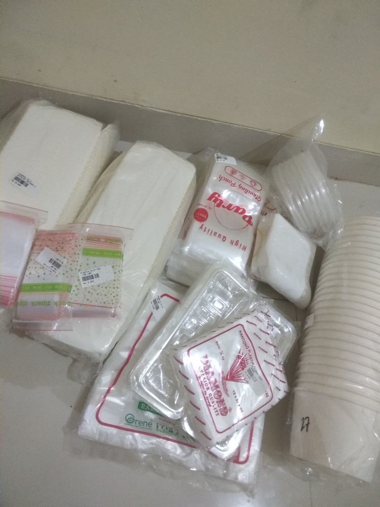 Plastik Bubble Putih Dan Hitam Wrap / Meter