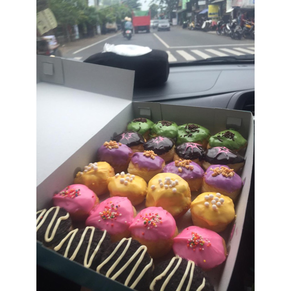 

Dapoer Omah Donuts (DOD) size Imoet
