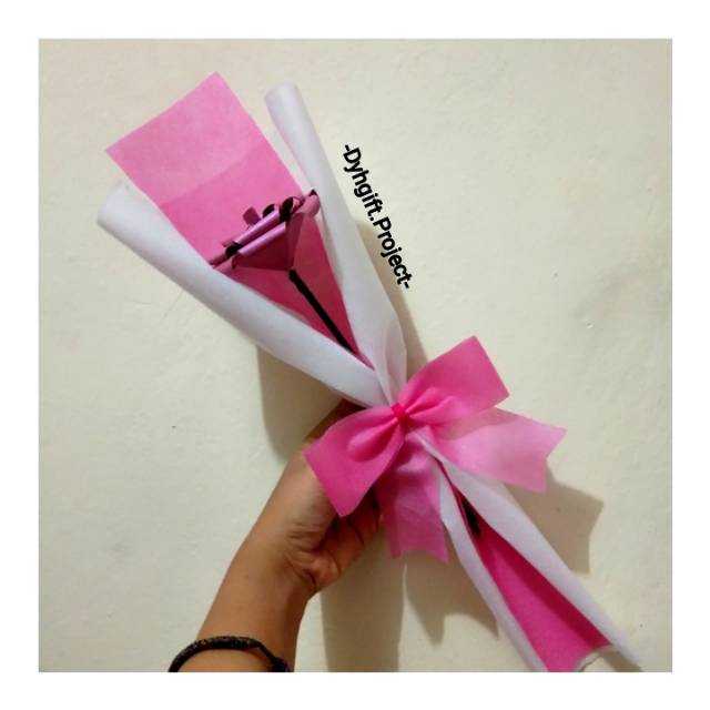 PAPER FLOWER BUNGA  KERTAS HADIAH WISUDA  Shopee  