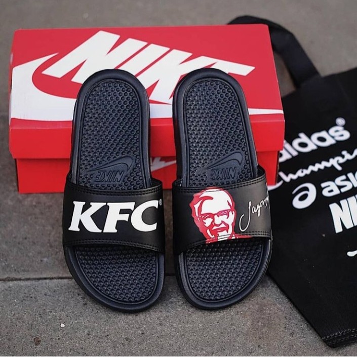 OBRAL..!!! SANDAL Niike Benassi X KFC Red &amp; White Black