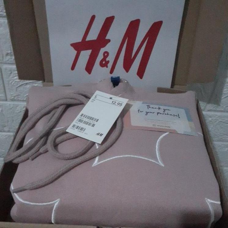 

Hoodie H*M Mickiey mouse(Free paperbag+Dus) (KODE 5282)