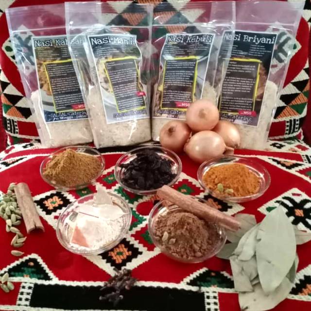 

Nasi Kebuli, Briyani, Mandi dan Kabsah 1 KG