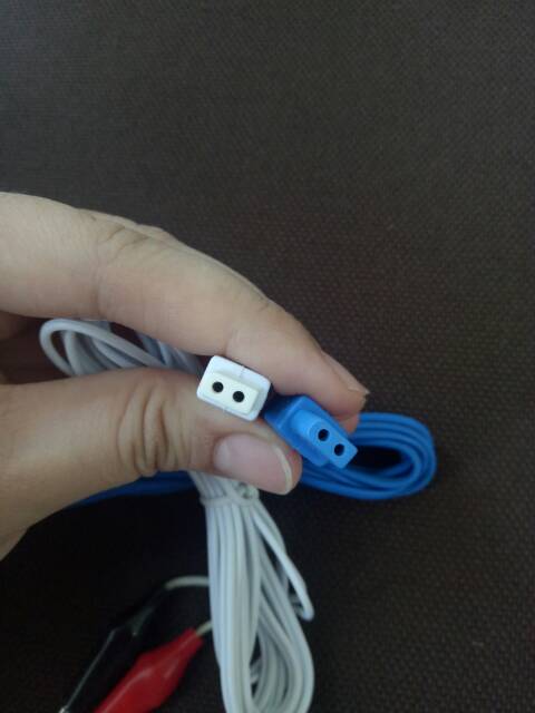 Kabel stimulator KWD YINGDI dengan capit warna RANDOM