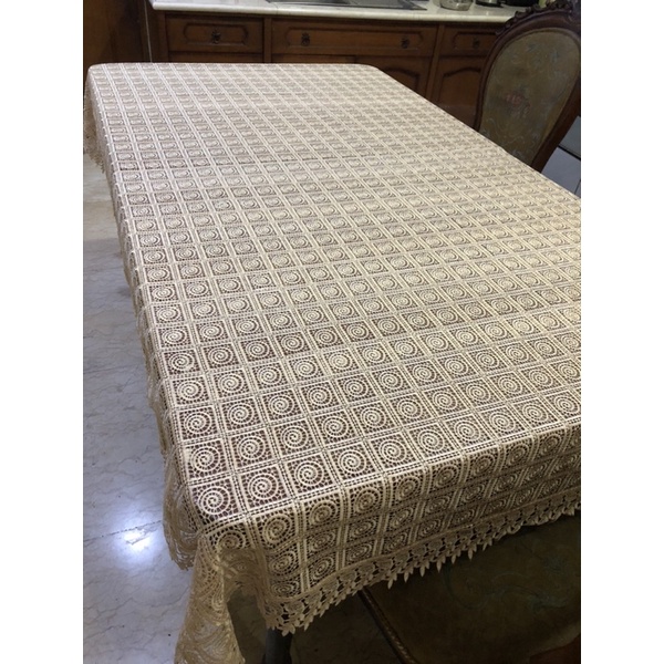 Taplak meja makan bahan kain full renda premium