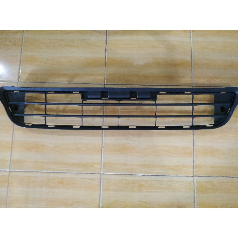 GRILL BUMPER DEPAN INNOVA 2008 2009 2010 2011 ORIGINAL