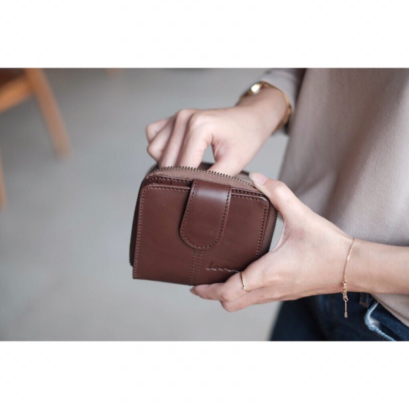 DOMPET BIFOLD GENUINE LEATHER LOMA BY SHOEKA SHOES