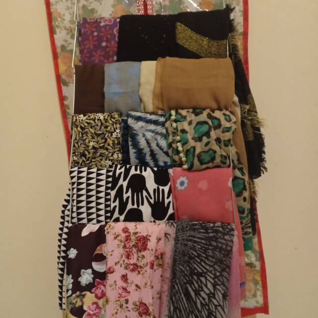 Preloved hijab segi empat pashmina rawis katun saudia maxmara chiffon paris motif