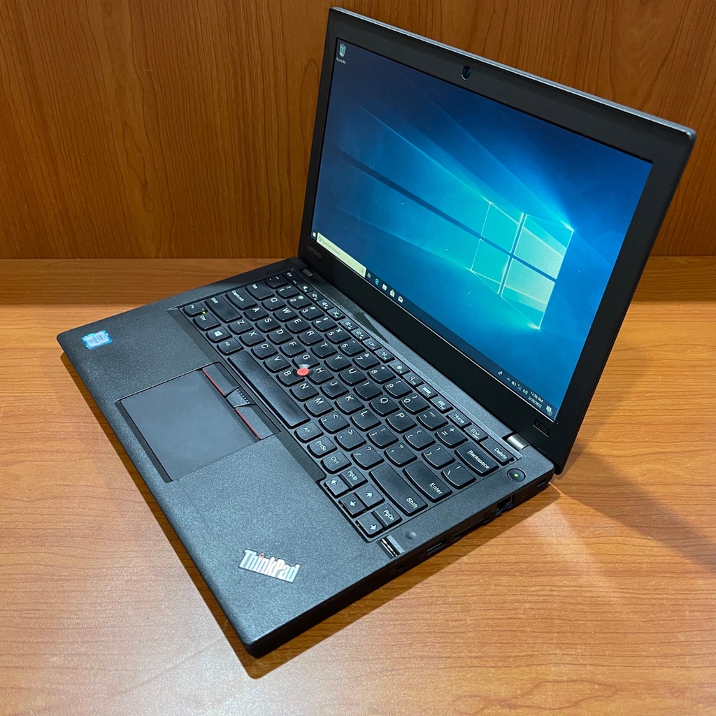 LENOVO THINKPAD X260 CORE I5 6300U 2.40GHz RAM 8 GB SSD 256 GB