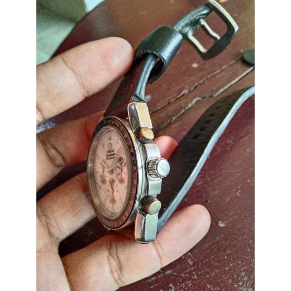 jam tangan omega otomatis