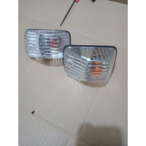 Lampu sein sen samping depan 12v ISUZU ELF NLR ORIGINAL