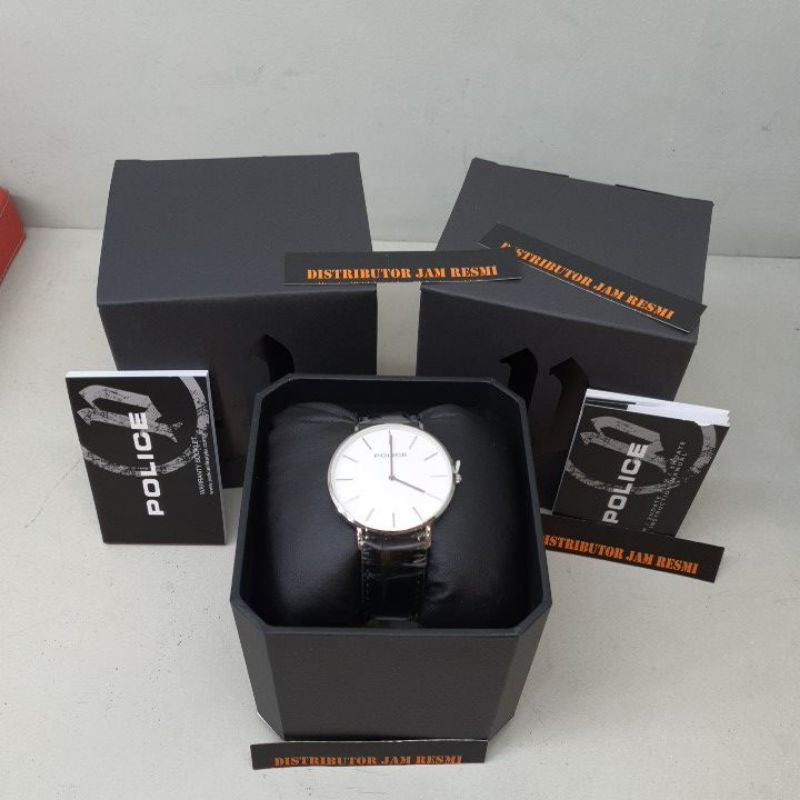 Jam Tangan Pria Police PL.15304JS/01SET Silver Black Leather Quartz