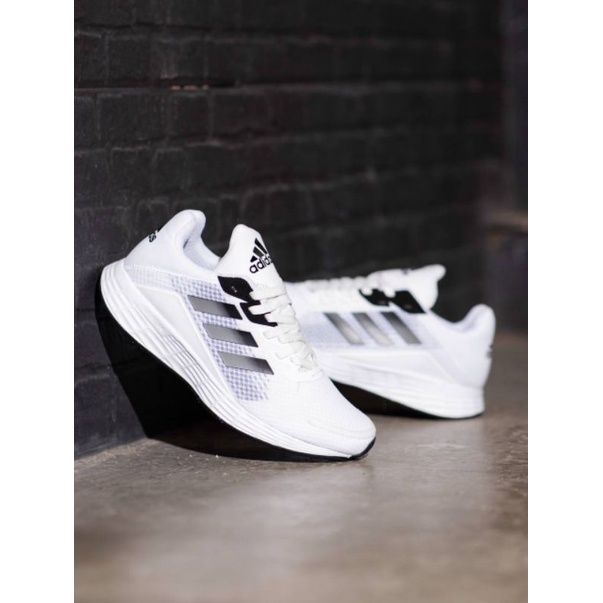 Adidas duramo white list black