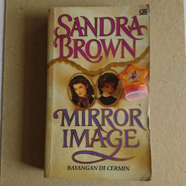 Mirror image - bayangan di cermin - sandra brown