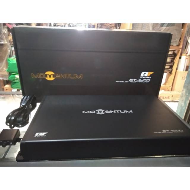 Monoblock momentum GT-1600 power audio mobil