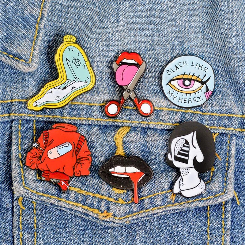 7.7 BIG SALE !! PIN ENAMEL / BADGE /FUNNY BADGE / ACCESORIES TAS/ BROS