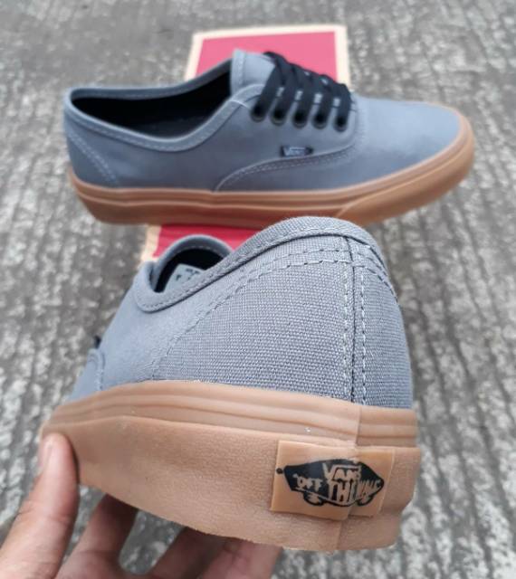 READY STOCK  PREMIUM BNIB  MADE IN CHINA  WAFFLE ICC VANS AUTHENTIC GREY/GUM  SIZE : 39/40/41/42/43