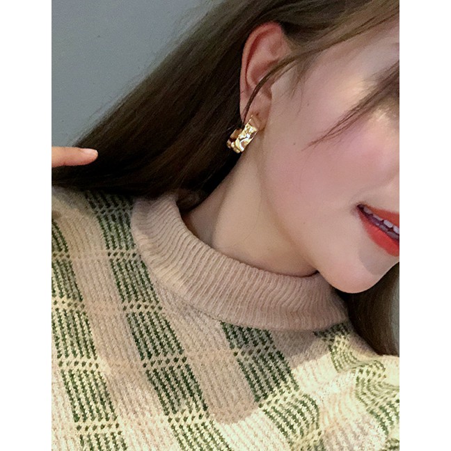 LRC Anting Tusuk Fashion Golden Geometric Irregular Round Earrings D77312