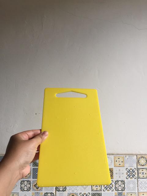 Hpplos Talenan Kecil Chopping Board Papan Pemotong 24x15 Cm Peralatan Masak Dapur Kuning