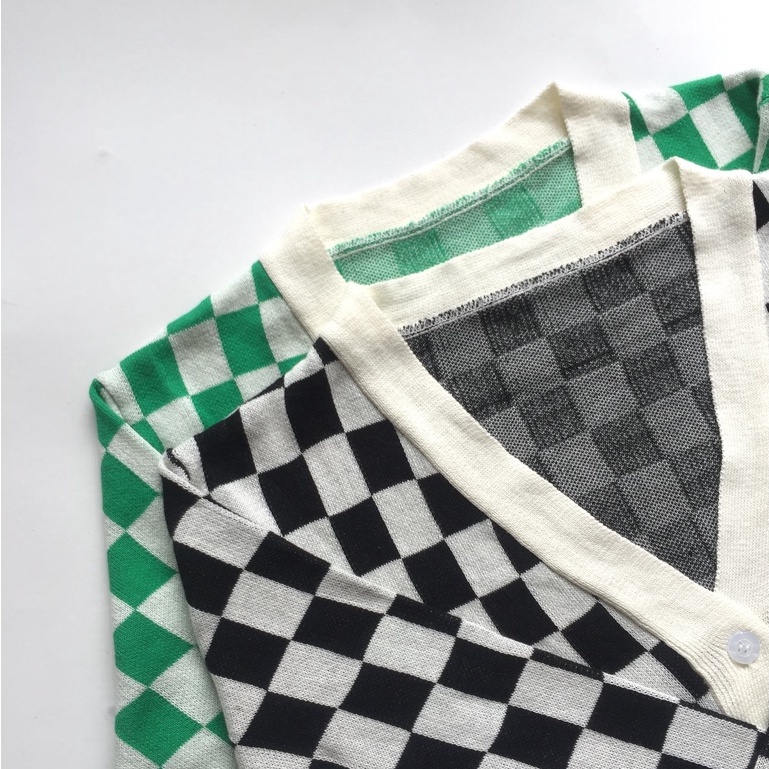 CHECKERED KNITT CARDIGAN SWEATER