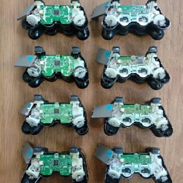 STIK STICK PS 3 PS3 ORI MESIN GETAR DualShock 3 TERBAIK BOARD BESAR DLL. bisa request model analog kaki 4 atau kaki 3.