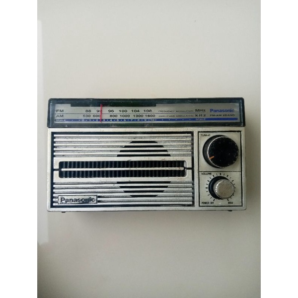Radio Panasonic model RF5250